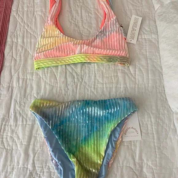 Dippin Daisys NWT never worn. tie-die velour two-piece bathing suit sz S. - Picture 12 of 13